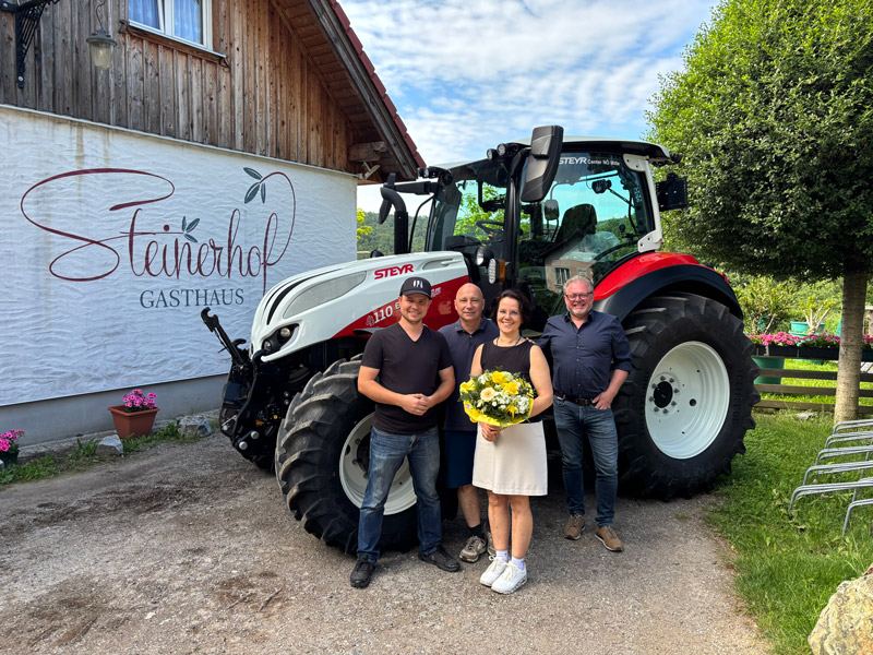 Traktorübergabe: STEYR Expert CVT 4110