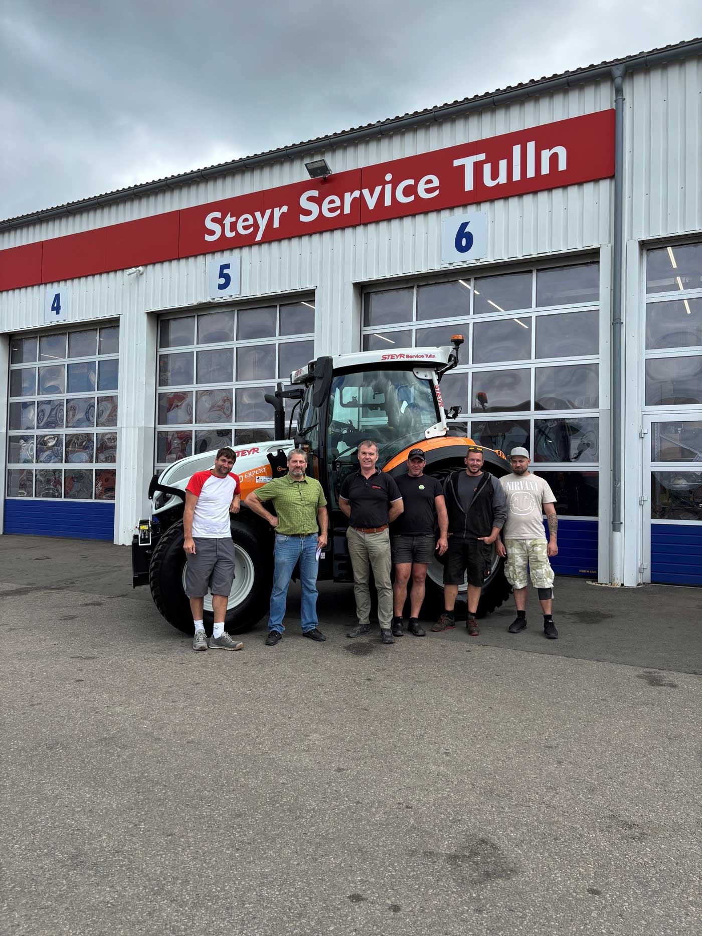 Stadtgemeinde Tulln freut sich über neuen Steyr Expert 4130 CVT